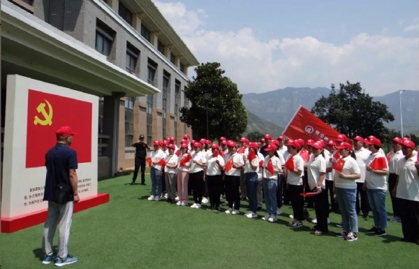 “品质缔造卓越·服务赢得未来”驰鼎物业2023年夏季团建活动回顾